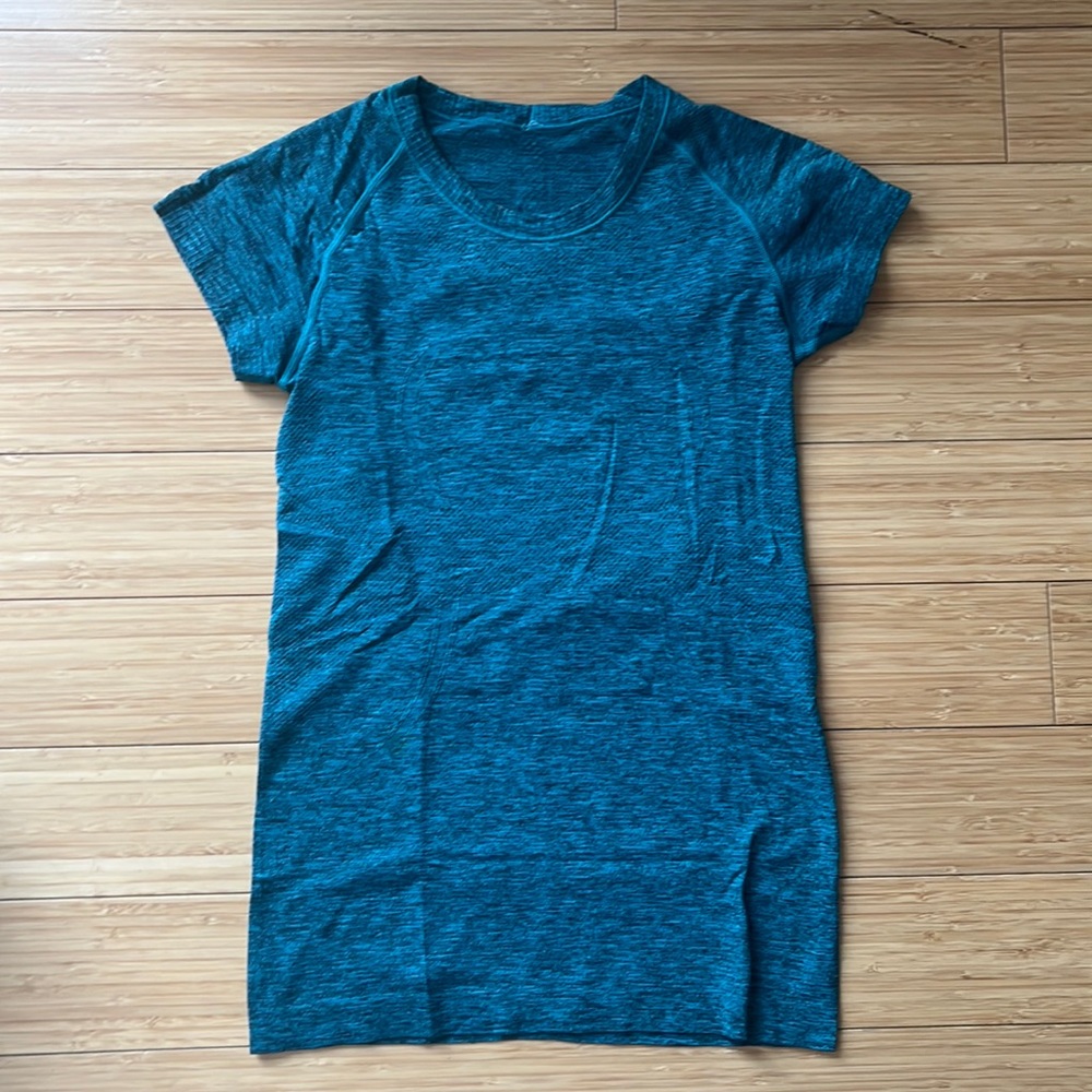 Lululemon Swiftly Tech Short Sleeve Shirt